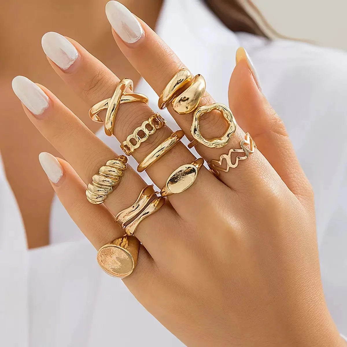 Bague_femme_or_main_gauche_d_monstration