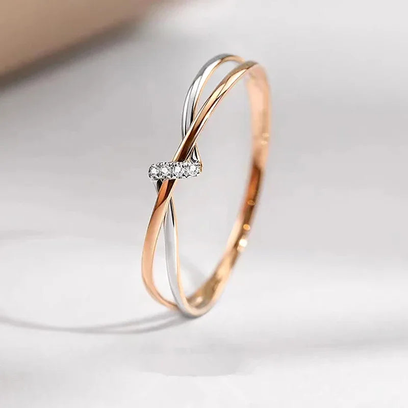 Bague_femme_or_argent_avec_diamant_chic_1
