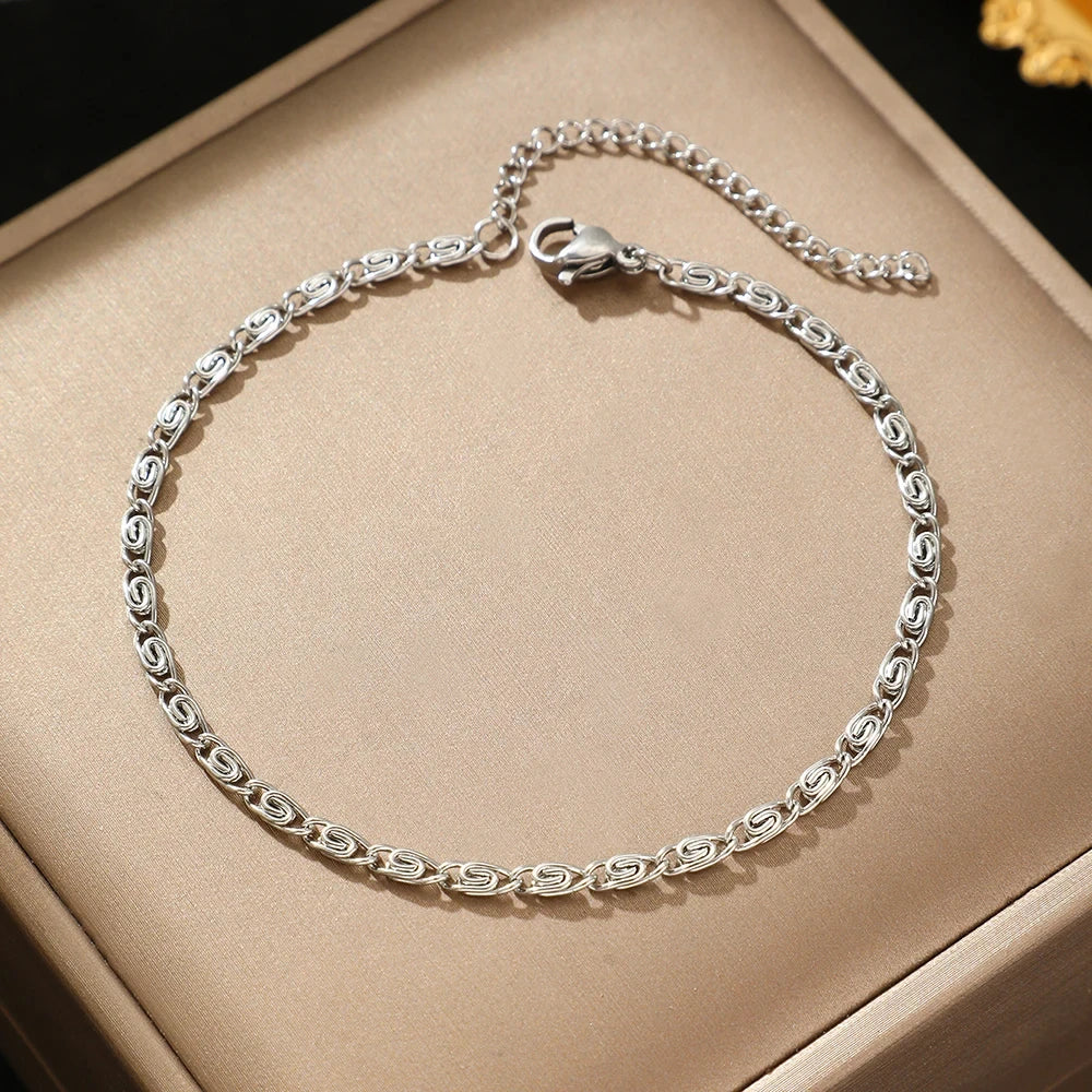 Bracelet_en_argent_motif_discret_2