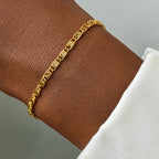 Bracelet_en_or_motif_discret