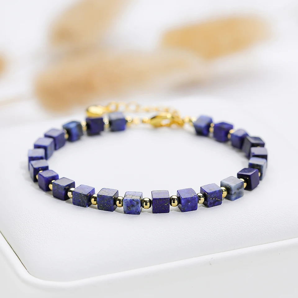 Bracelet_perle_carr_or_bleu_nuit