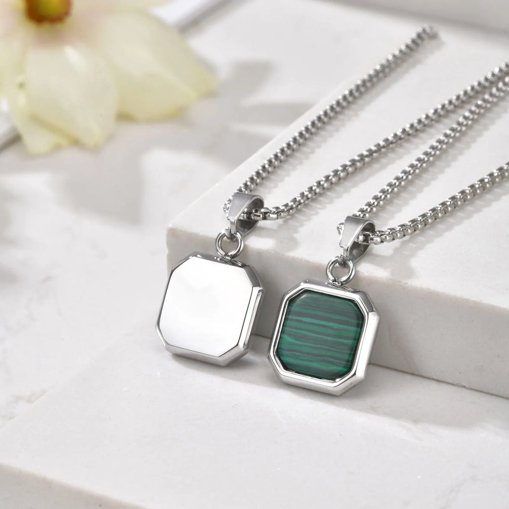 Collier_argent_et_vert_et_blanc_carr