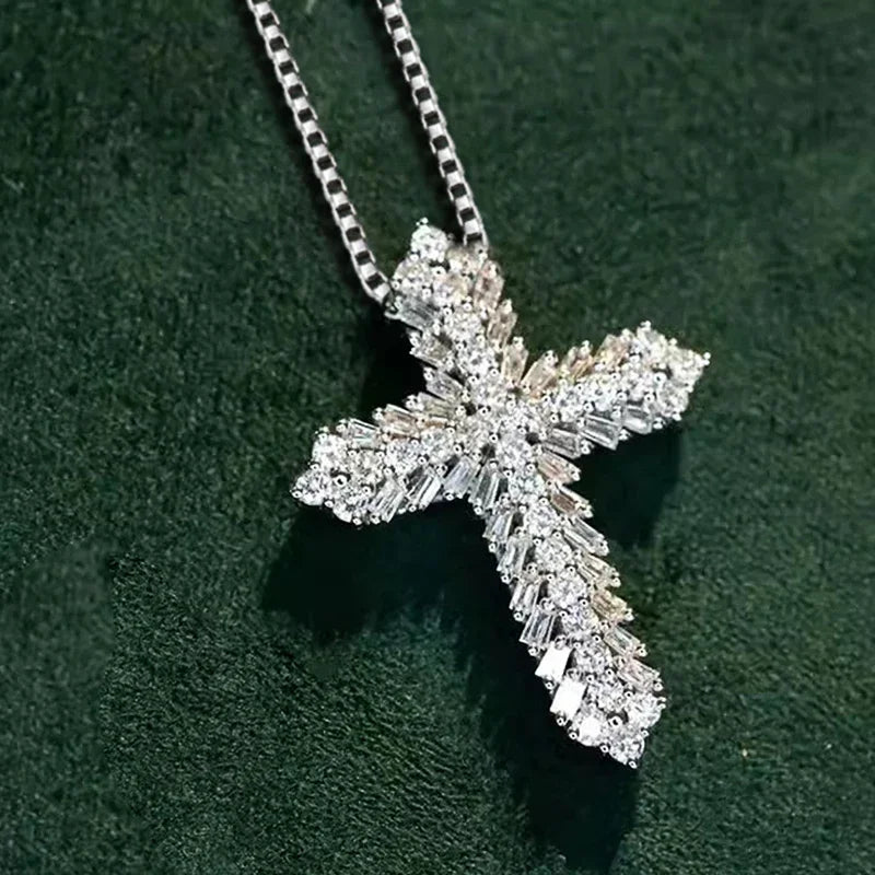 Collier_croix_argent_diamant_homme