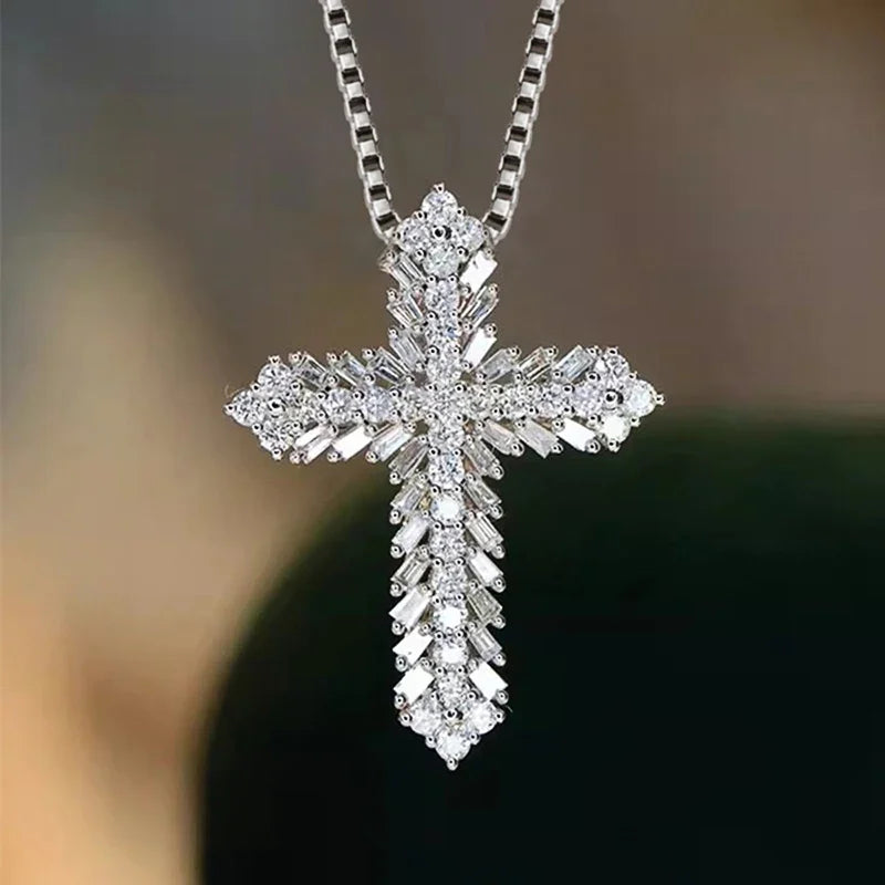Collier_croix_argent_diamant_homme_1