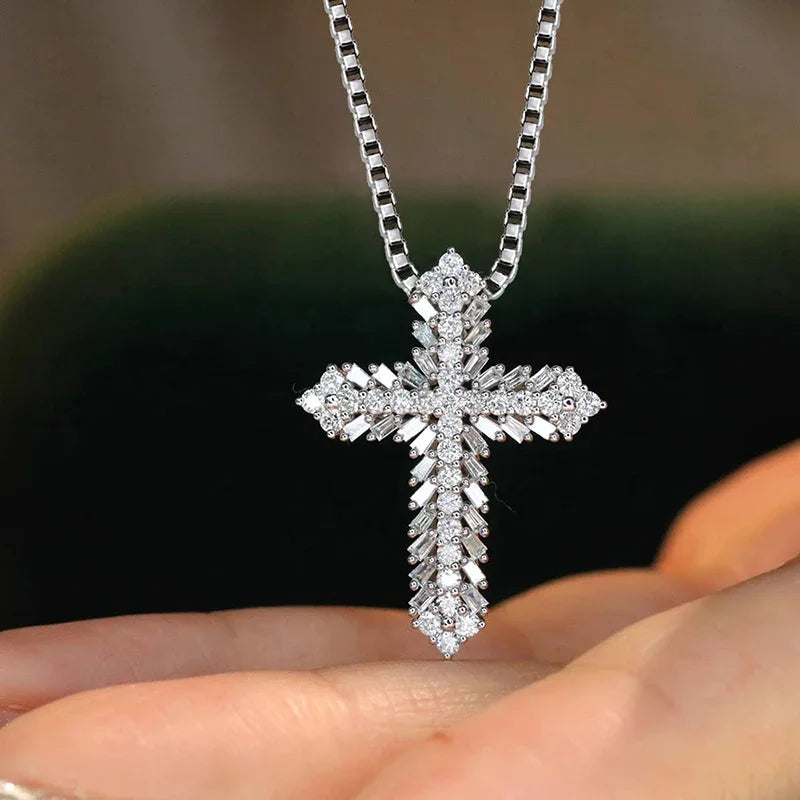 Collier_croix_argent_diamant_homme_2
