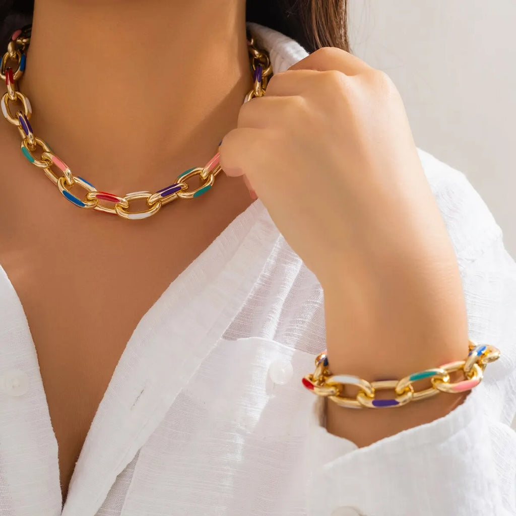 Collier_en_or_avec_couleurs_d_t_2