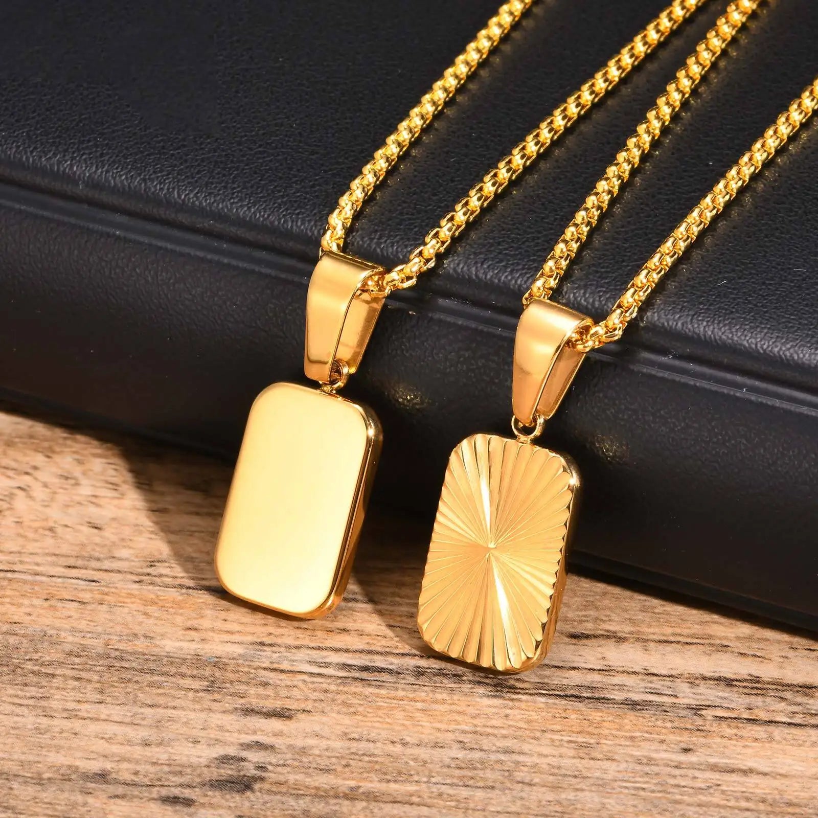 Collier_or_style_2
