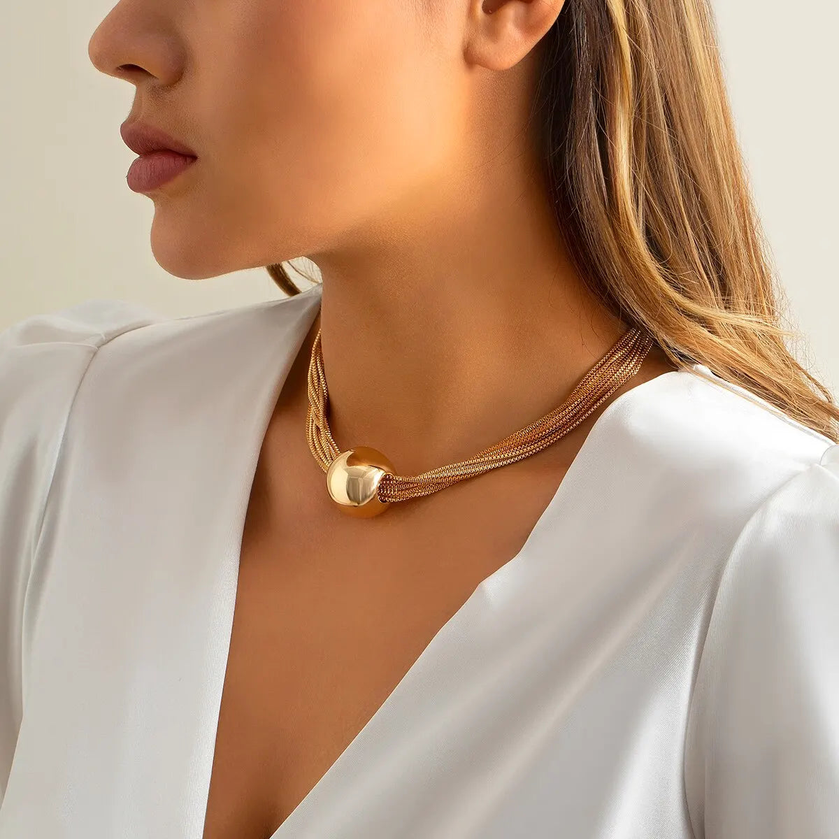 Collier_or_torsad_port_2