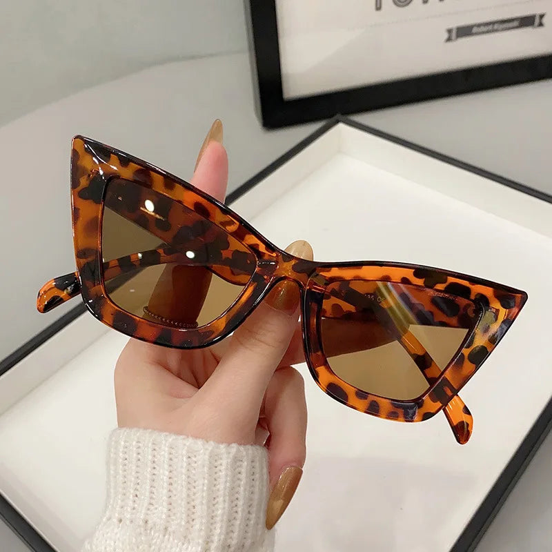Lunette_de_soleil_femme_glamour_l_opard