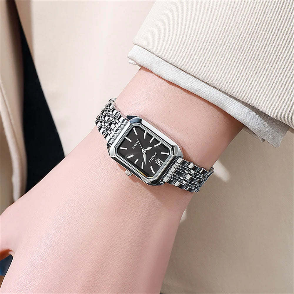 Montre_argent_fond_noir