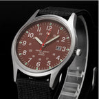 Montre_homme_allure_noir_fond_marron