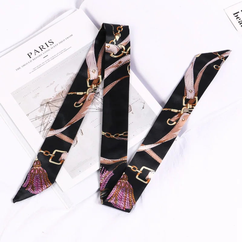 Foulard soir avec motif beige et violet
